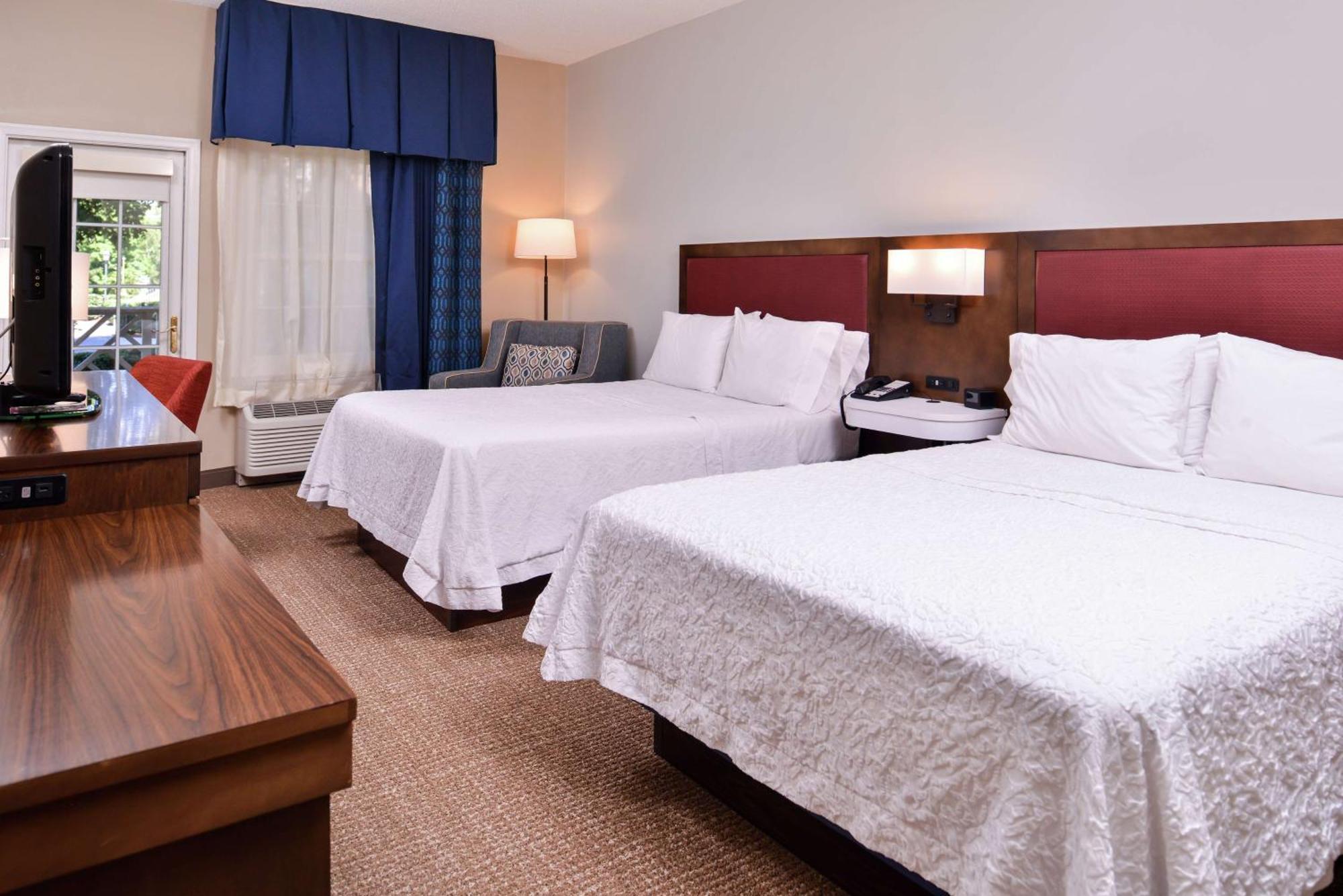 Hampton Historic Area Hotel 3*