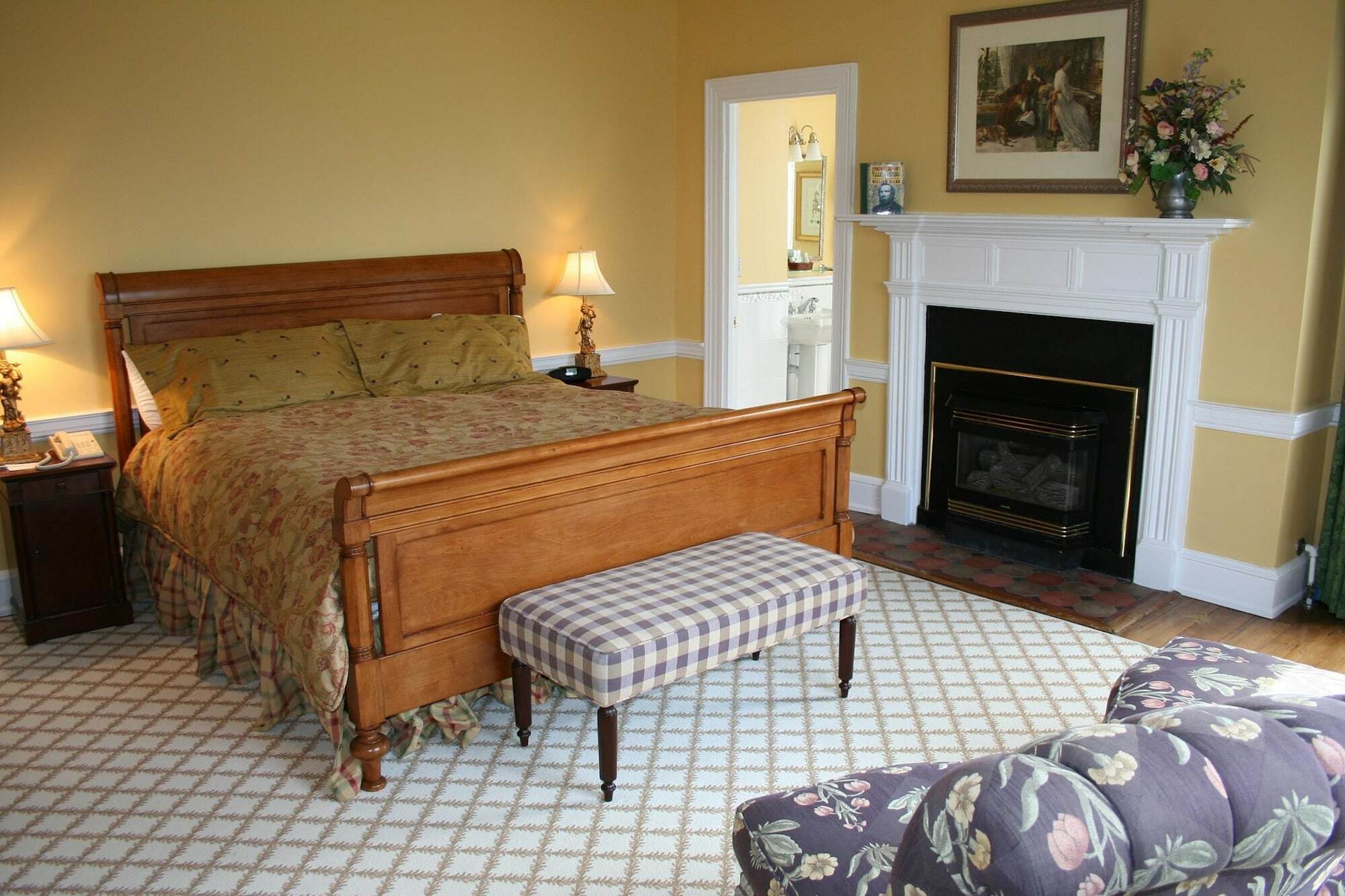 Hampton Historic Area Hotel 3*